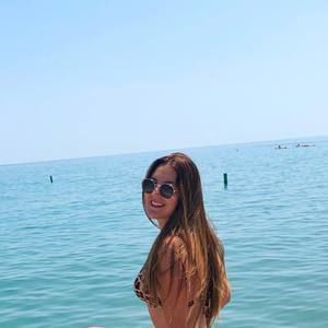 Meet your Posher, Paula